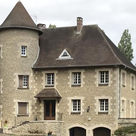 Demeure Des Carila Bed and Breakfast Heudebouville Exteriör bild